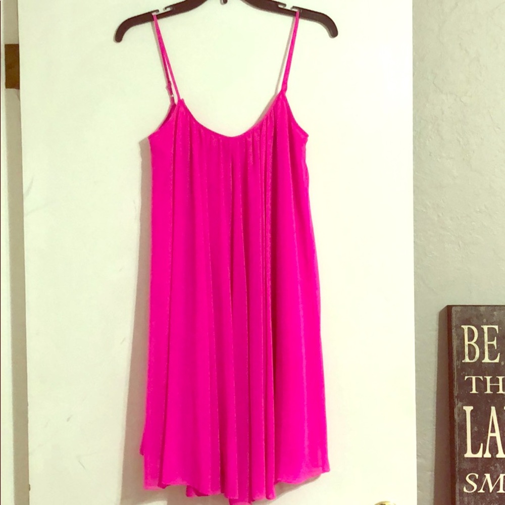 Gianni Bini pink flowy dress
